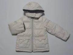 ベベ bebe アウトレット 子供服 女の子 110cm リバーシブル 中綿 ブルゾン ジャンパー ジャケット 白 黒 水玉 秋 冬 ★3 アウター 冬服 ガールズ 女児 キッズ 【中古】 ユーズド リサイクル 古着 子ども服 こども