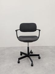 【C_肘掛け傷あり】「KG-825CD-T1W2」ITOKI バーテブラ03 5本脚 ブラック×ブラック