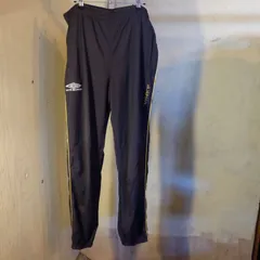 umbro　nylon　pants