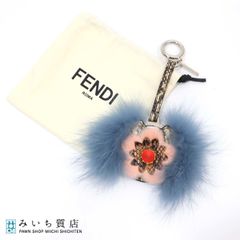 FENDIクラゲチャーム - メルカリ