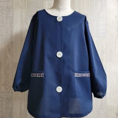 120サイズ 花柄 リボンライン ネイビー 前ボタン 長袖スモック