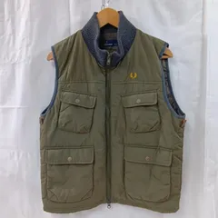 『FRED PERRY』90s ニット　ベスト　刺繍ロゴ　緑タグ　ネイビー　M FRED PERRY』90s ニット ベスト 刺繍ロゴ 緑タグ ネイビー M