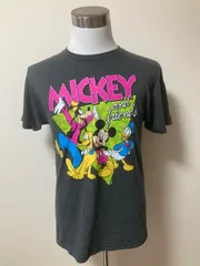 【古着used】ミッキー＆フレンズのTシャツ