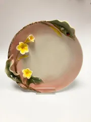 ふか様新品華麗なる立体陶翔舞千　マイセン MEISSEN 陶翔舞千 華麗なる花コレクション すずらん カップ