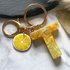 レモン☆レジンイニシャルキーホルダー　T