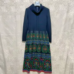 Vintage オリエンタルニットロングワンピース　ヨーロッパデザイン　ハイネック　長袖　黒