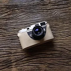 本革 Leica 初期 M3 皮を飾ります（背中のサイズ 3.4X7.8cm)