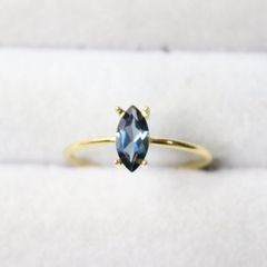 S925製 18KGP ロンドンブルートパーズ 8×4㎜ マーキス 天然石 指輪