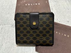 CELINE ブラックマカダム トリオンフフラップボタン 折財布 箱付き