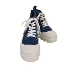 チャールズアンドキース CHARLES&KEITH キャンバスレースアップハイカットスニーカー レディース JPN：24.5 