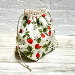 イチゴ柄巾着袋