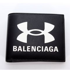 【お値下げ!】 BALENCIAGA × Under Armour バレンシアガ アンダーアーマー 二つ折り財布 817717 2ABLN 1000 ブラック ロゴプリント 札入れ コラボ 限定 メンズ ユニセックス【新品・本物】売れ筋
