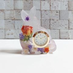 薔薇うさぎさんの置時計