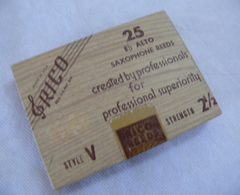 Rico)アルトサックスリード　　STYLE-V　2.5番　25枚入り　【超特価！！】