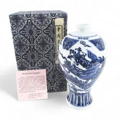 宣徳年製 青花龍紋賞瓶 景徳鎮 陶磁器 装飾品 現代工芸品 花瓶