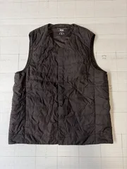 ト2509-⑨-5291 ユニクロ　UNIQLO ウォームパデッドベスト　濃茶色　S