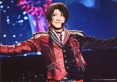 【中古】生写真(男性) 佐藤流司(加州清光)/ライブフォト・キャラクターショット・2Lサイズ・1/Blu-ray＆DVD「ミュージカル『刀剣乱舞』 加州清光 単騎出陣 アジアツアー」会場予約特典舞台写真セットA