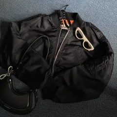 SLY オーバーサイズ クロップド ジッパー ディテール 黒 ma ー 1 パイロットジャンパー ブルゾン