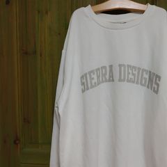 シエラデザイン SIERRA DESIGNS  カレッジロゴ風デザイン  スウェット トレーナー