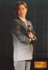 【中古】生写真(ジャニーズ) Travis Japan/川島如恵留/ライブフォト・膝上・体右向き・衣装グレー・左手ピデオカメラ/『ABC座「ジャニーズ伝説2018」』ステージフォト 第1弾