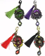 【中古】キーホルダー 全4種セット 「ディズニー・ハロウィーン2024 チャーム」 東京ディズニーランド限定