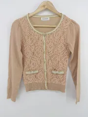 ◇ LODISPOTTO レース 装飾 パール 長袖 ニット カーディガン サイズM ピンクベージュ系 ベージュ系 マルチ レディース P  【1303030001467】