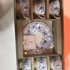 美品　NARUMIミラノ ボーンチャイナ ティーカップ＆ソーサー　6客