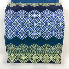 Item thumbnail for item 0cbf2ce9-98f6-40c2-88ad-42cc7ef41120