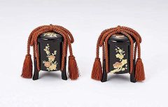 雛人形 木製 高級溜塗 雪牡丹桜 行器 ひな道具 (25号) - メルカリ