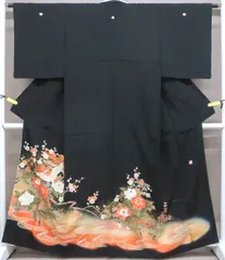 【一輝堂】【着物】黒留袖　五つ紋　金彩花鳥文　比翼仕立て　落款　身丈約162cm　裄丈約62.5cm　25z04-1826
