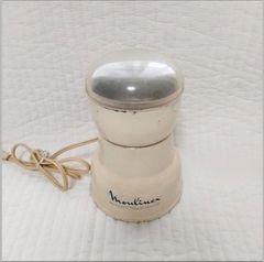 Item thumbnail for item cf962bd9-f23f-4421-812f-7ddf1321ea5c