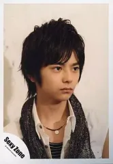 【中古】生写真(ジャニーズ) Sexy Zone/佐藤勝利/衣装白・上半身・目線右・背景白/公式生写真
