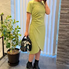 ＊ウエストねじりワンピース 緑ワンピース レディース ライトグリーン タイトワンピース  膝下ワンピース ワンピ 半袖 体型カバー ス フリル袖 ゆったり(n)