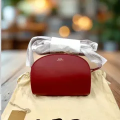 A.P.C. ミニ ハーフムーンバッグ ガーネット　新品！