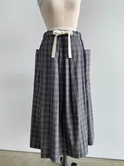 nicholson&nicholson /タックスカート 