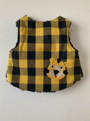 後姿が可愛い！とらベストのサムネイル