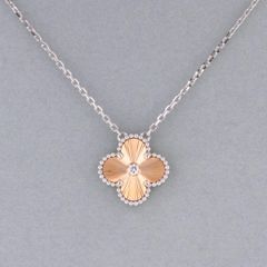 【美品】 Van Cleef&Arpels （ヴァンクリーフアンドアーペル） ｳﾞｨﾝﾃｰｼﾞ ｱﾙﾊﾝﾌﾞﾗ ｷﾞﾖｼｪ ﾎﾘﾃﾞｰ限定 ブランドジュエリー ネックレス/ペンダント/チョーカー   VCARPNTH00 used:A