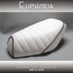 □【DIO ディオ AF27 AF28 SR ZX】張替え済♪　カスタムシート　白/茶色　タックロール《Euphoria》□MK53389