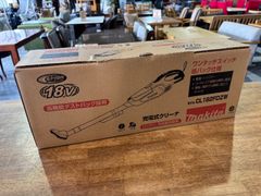 makita マキタ 充電式クリーナー CL182FDZW ※本体のみ