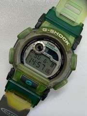美''品☆CASIO G-SHOCK シャア専用 ガンダム DW-9000 - メルカリ