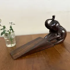 木彫りゾウのドアストッパー　インドネシア産