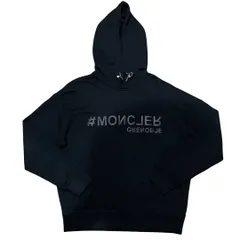 【新品未使用タグ付き】MONCLER ロゴパッチ パーカー　S　アイボリー色 新品未使用タグ付き】MONCLER ロゴパッチ パーカー M アイボリー