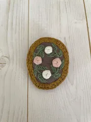 刺繍ブローチ フレーム バラ