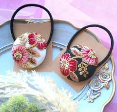 インド刺繍くるみボタンヘアゴムのセット