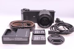 【良品】SIGMA dp3 Quattro FoveonX3 931179 デジタルカメラ
