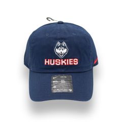 日本未発売 ナイキ X コネチカット・ハスキーズ クラブ キャップ / NIKE X UCONN HUSKIES CLUB CAP [NAVY]