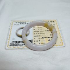 【新入荷】本翡翠保証‼️天然翡翠バングル 薄ラベンダー色漂黄翡翠　内径約58.7mm 鑑定書付