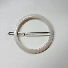 ヘアピン　ヘアクリップ　ホワイト