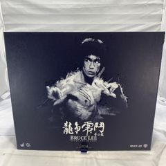 最終値下げ！限定品 HOT TOYS ブルース・リー スーツ 燃えよドラゴン