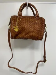 Robitatone 編み込み模様バッグ チャーム付き 茶系  レザー  M00036